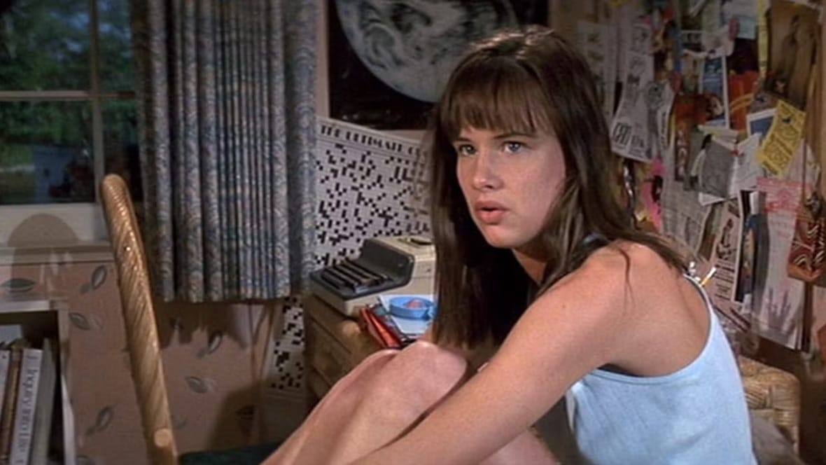 This Gritty and Unnerving Film Is the Best Horror Remake of the ‘90s