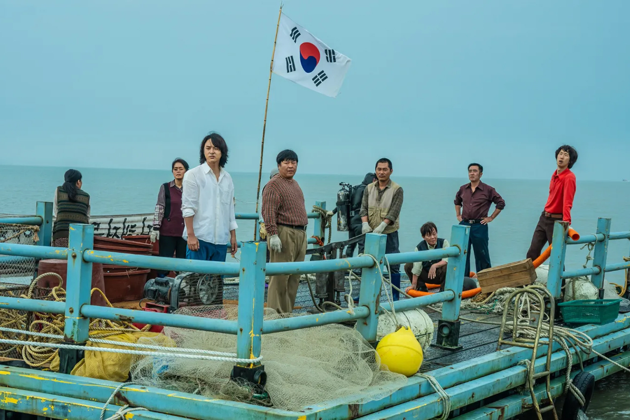 Stream It Or Skip It: ‘Low Life’ on Hulu, A South Korean Series That Sets Up Quite The Caper