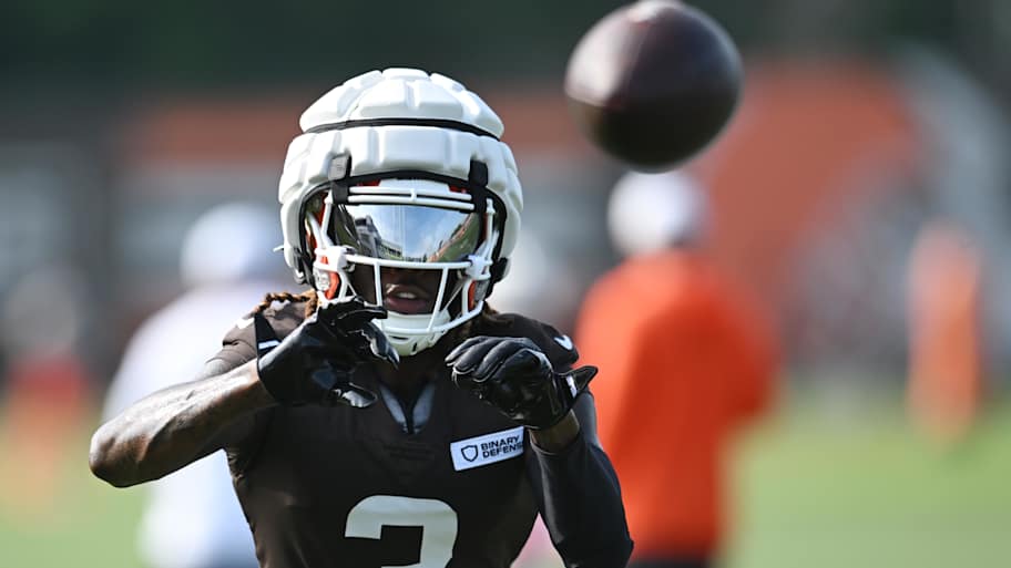Here’s What Happened at Day 1 of Browns Joint Practices With Eagles