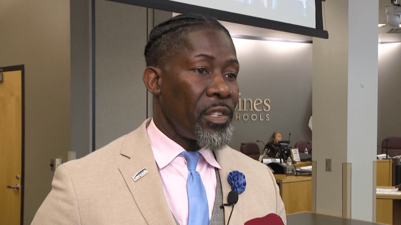 Des Moines Superintendent’s ICE Arrest Caught on FaceTime, District Confirms